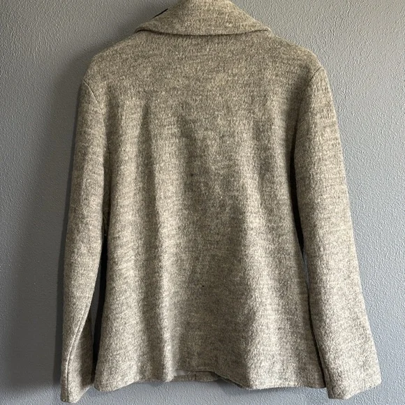 Carson - Picture 7 of 7